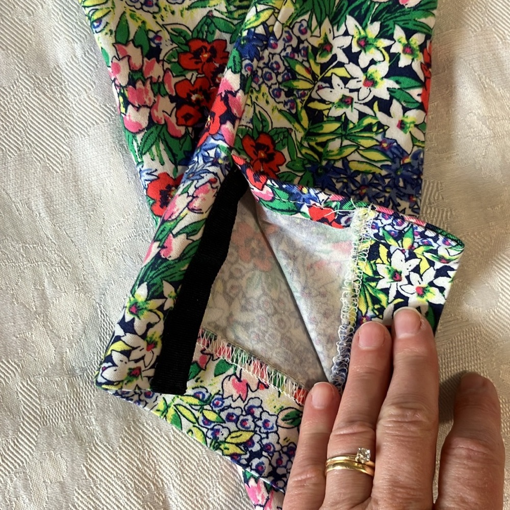Talbots Perfect Skimmer Floral in EUC PRICE DROP! - Picture 4 of 9
